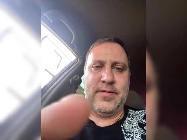 Live sex webcam photo for misterxxx26 #290909155