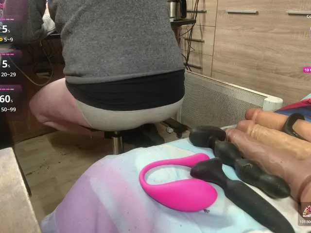 Live sex webcam photo for misteryman1956 #292424433