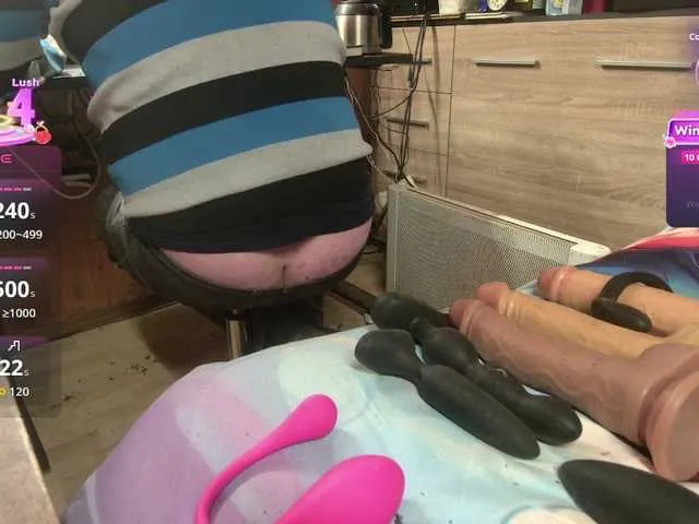 Live sex webcam photo for misteryman1956 #292482555