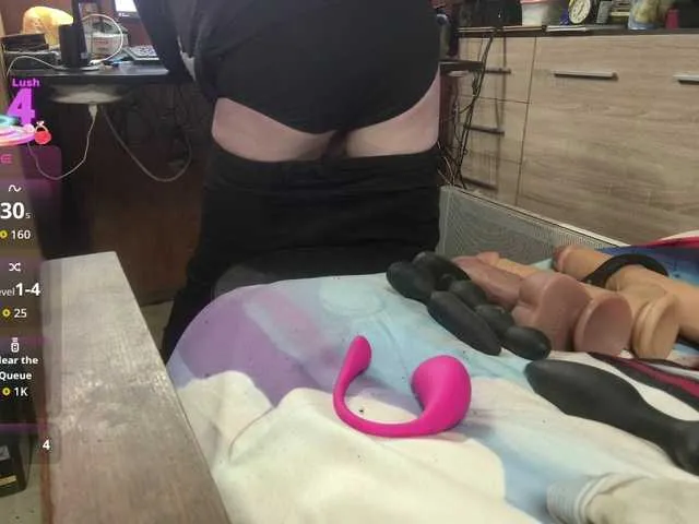 Live sex webcam photo for misteryman1956 #292540421