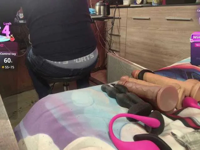 Live sex webcam photo for misteryman1956 #292547722