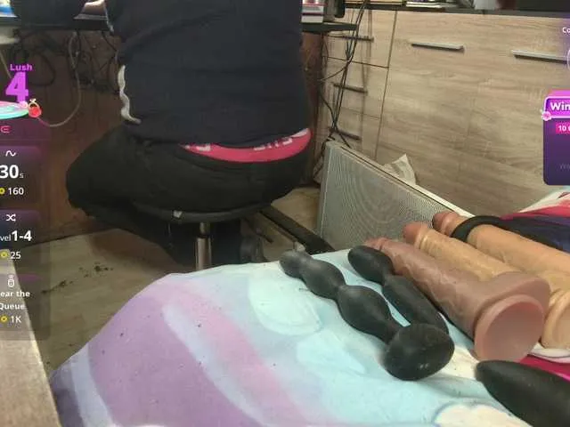Live sex webcam photo for misteryman1956 #292570117
