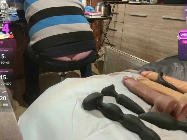Live sex webcam photo for misteryman1956 #292639377