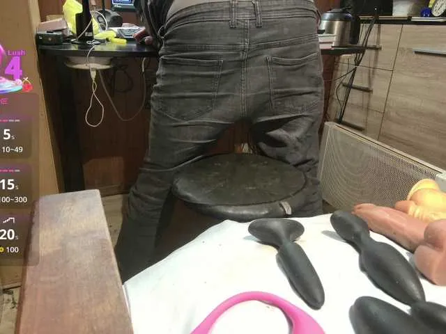 Live sex webcam photo for misteryman1956 #292795195