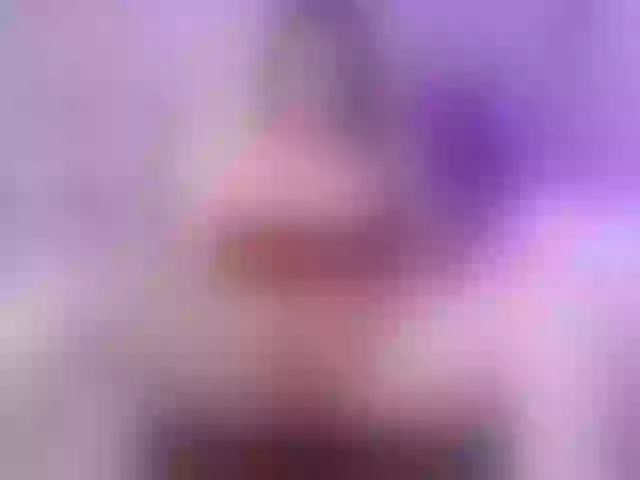 Live sex webcam photo for mitsuri-tay #275917353