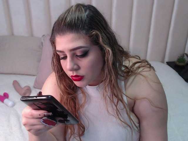 Live sex webcam photo for mmiiiaa #271768452