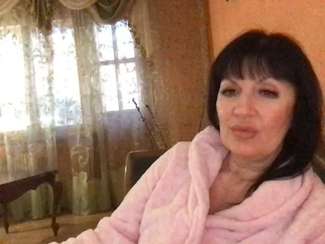 Live sex webcam photo for mmiissiiss1 #272032273