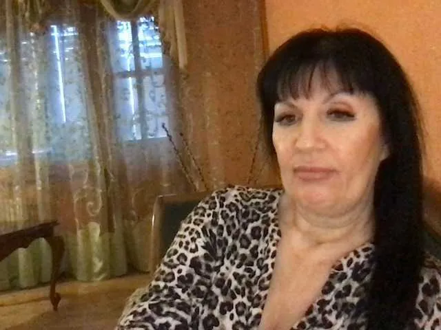 Live sex webcam photo for mmiissiiss1 #272051322