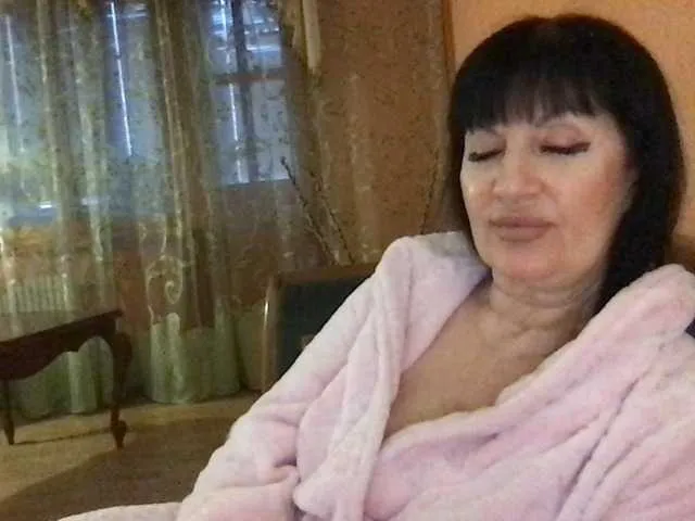 Live sex webcam photo for mmiissiiss1 #272142876