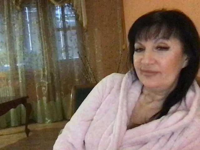 Live sex webcam photo for mmiissiiss1 #272156981