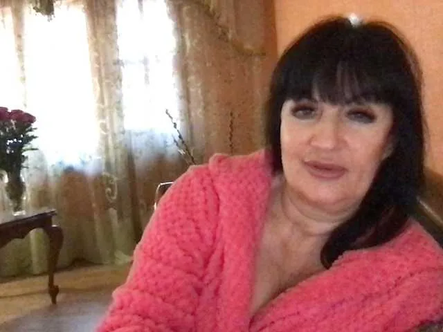 Live sex webcam photo for mmiissiiss1 #276618672