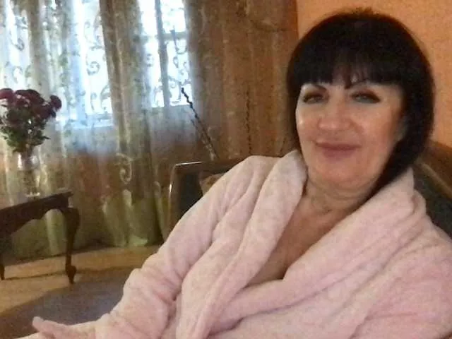 Live sex webcam photo for mmiissiiss1 #276689008