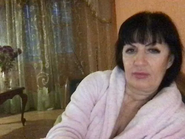 Live sex webcam photo for mmiissiiss1 #276737934