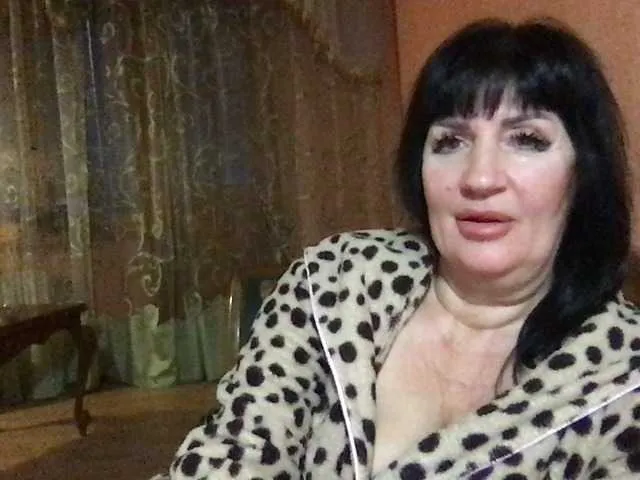 Live sex webcam photo for mmiissiiss1 #290279200