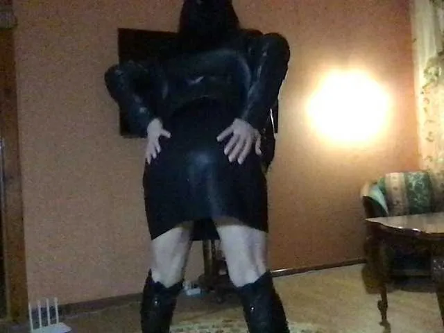 Live sex webcam photo for mmiissiiss1 #290366790