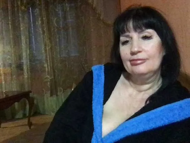 Live sex webcam photo for mmiissiiss1 #290399287
