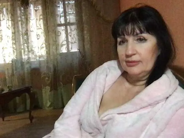 Live sex webcam photo for mmiissiiss1 #290614601