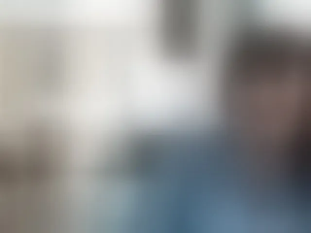 Live sex webcam photo for mmiissiiss1 #293746356