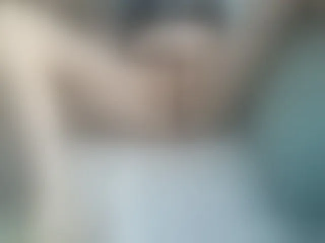 Live sex webcam photo for mmiissiiss1 #293860987
