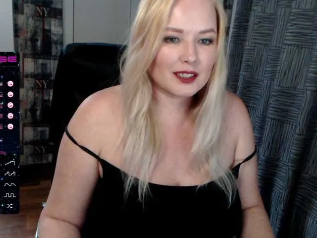 Live sex webcam photo for mmmmIrynammm #272443351