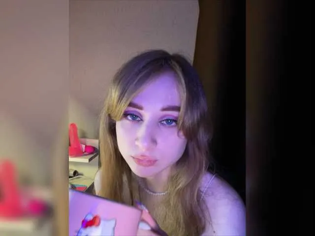 Live sex webcam photo for mnepohuyy #277301304