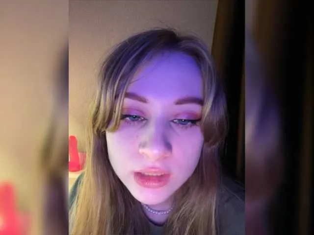 Live sex webcam photo for mnepohuyy #277337263