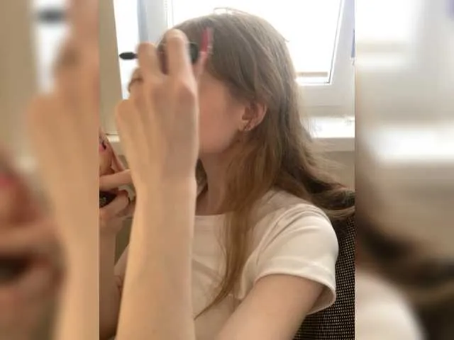 Live sex webcam photo for mnepohuyy #278121264