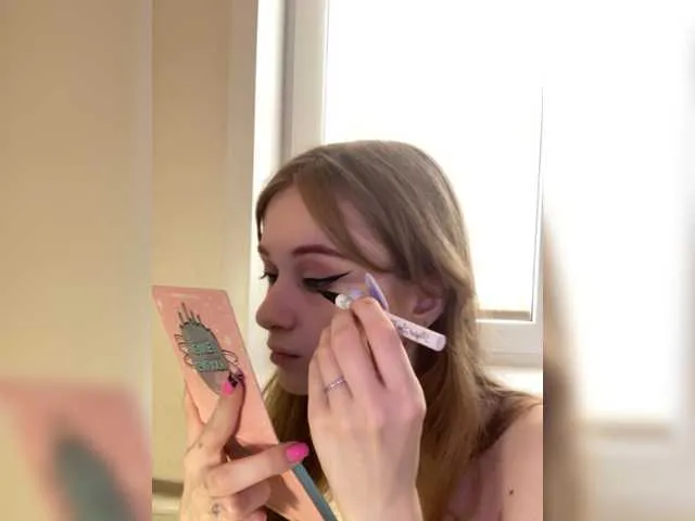 Live sex webcam photo for mnepohuyy #278139288