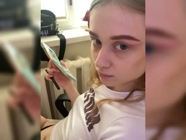 Live sex webcam photo for mnepohuyy #278159190