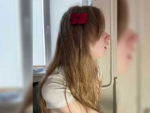 Live sex webcam photo for mnepohuyy #286857184