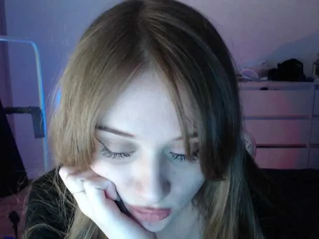 Live sex webcam photo for mnepohuyy #290643949