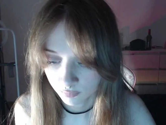 Live sex webcam photo for mnepohuyy #290911406