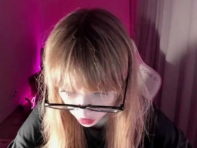 Live sex webcam photo for mnepohuyy #292413075