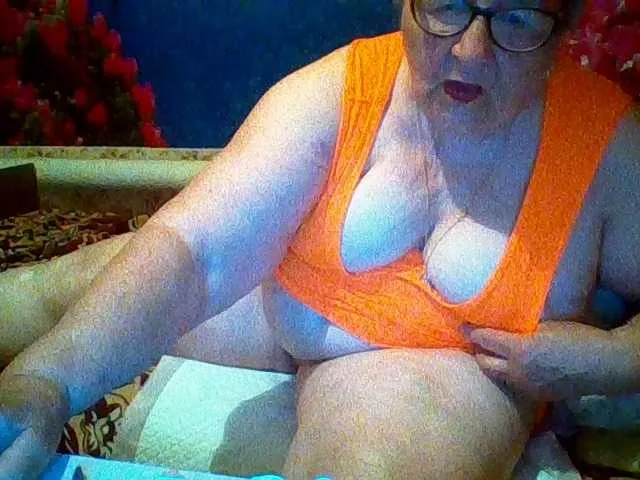 Live sex webcam photo for modelfik #293687831