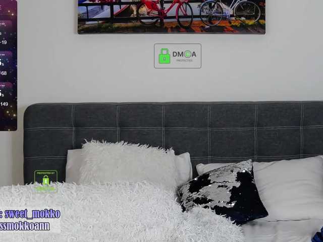 Live sex webcam photo for mokkoann #277905886