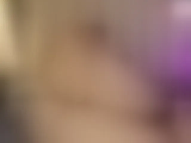 Live sex webcam photo for mollieblue69 #293380747