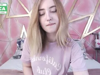 Live sex webcam photo for mollyevans #127123137