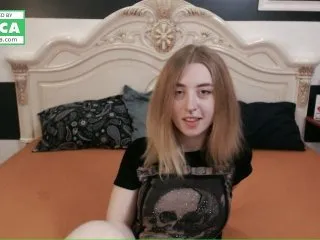 Live sex webcam photo for mollyevans #127799599
