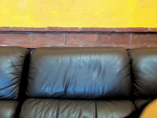 Live sex webcam photo for molywatson #275516211