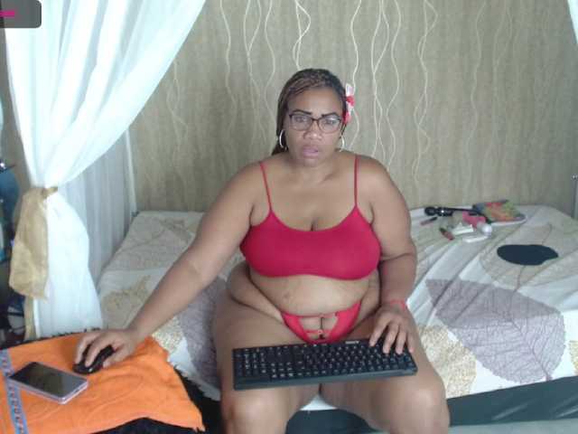 Live sex webcam photo for monicggold #273564638