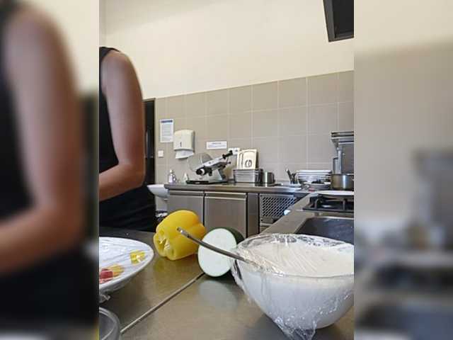 Live sex webcam photo for monikaG #274247164