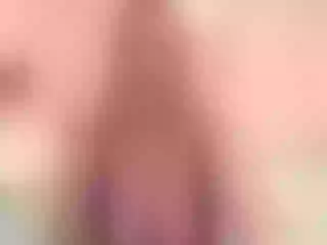 Live sex webcam photo for moniqdiamond #275529381