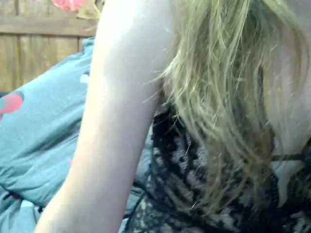 Live sex webcam photo for monitasofa #291330512