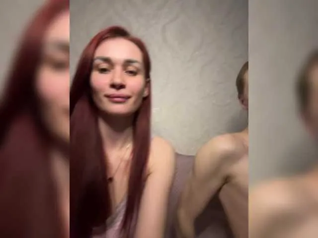 Live sex webcam photo for monmarter9339 #293247766