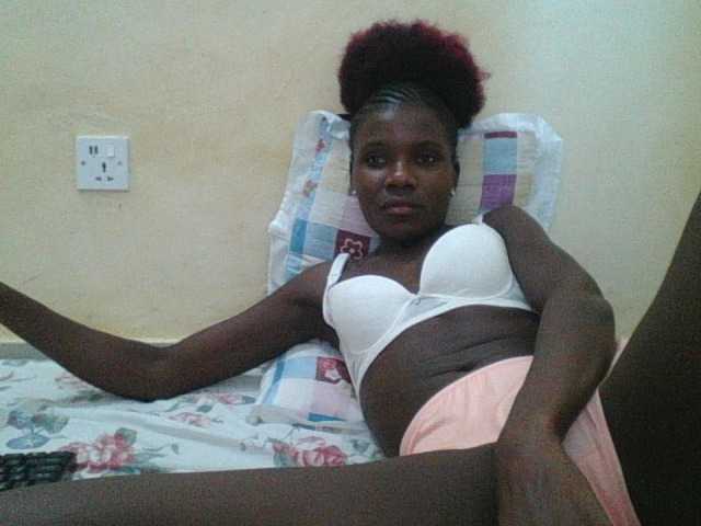 Live sex webcam photo for monnxy #273636276