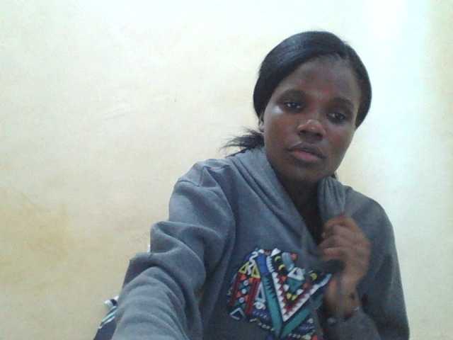 Live sex webcam photo for monnxy #274165582