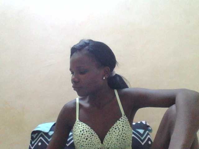 Live sex webcam photo for monnxy #274212370