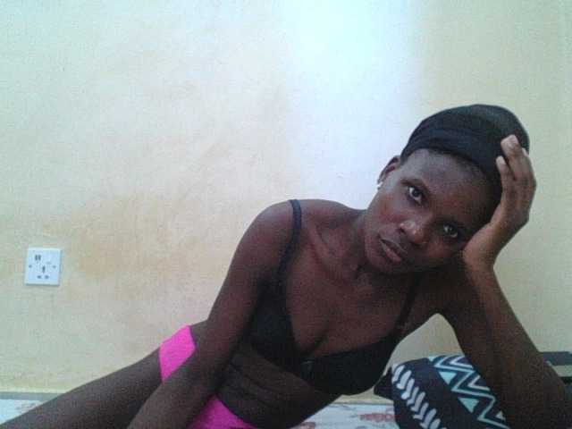 Live sex webcam photo for monnxy #274238479