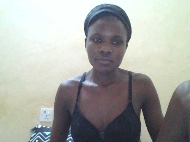 Live sex webcam photo for monnxy #274253619