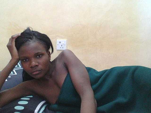 Live sex webcam photo for monnxy #274289785